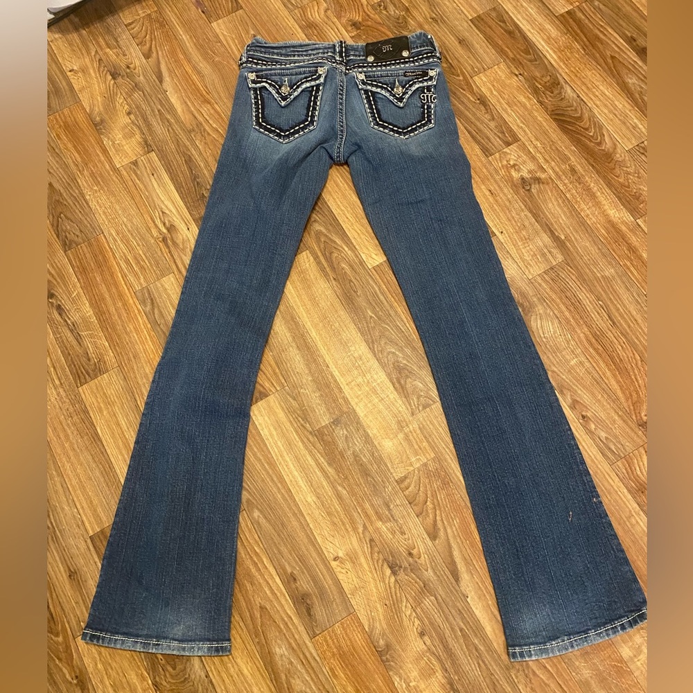 Miss Me	Low-Rise Distressed 5 Pocket Boot Cut Jeans - Picture 4 of 10